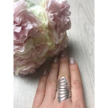 925 Sterling Silver Ring Size 7.5 (Adjustable)