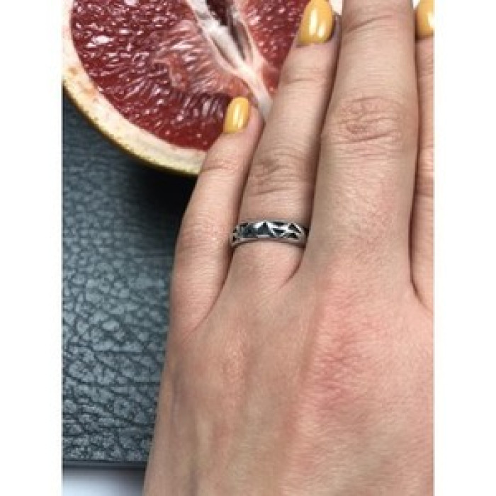 925 Sterling Silver Ring Size 6.5
