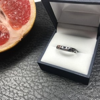 925 Sterling Silver Ring Size 6.5