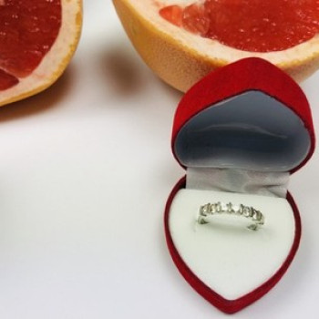 925 Sterling Silver CZ Ring Size 6.5