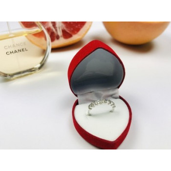 925 Sterling Silver CZ Ring Size 6.5