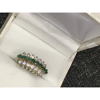 925 Sterling Silver White & Green CZ Ring Size 6.5