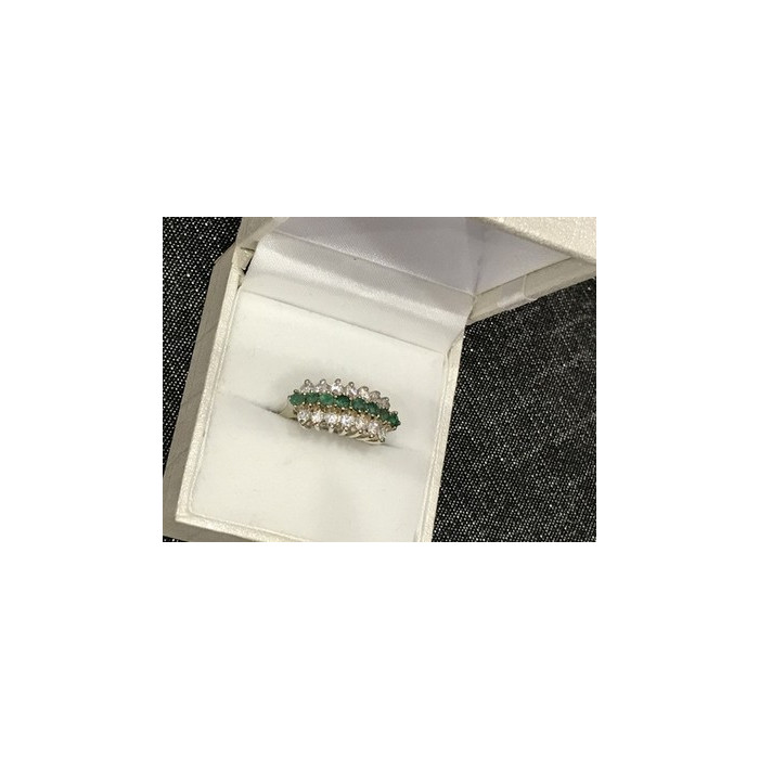 925 Sterling Silver White & Green CZ Ring Size 6.5