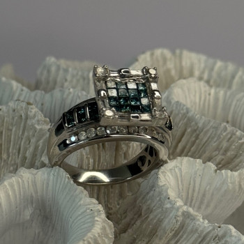 10K White Gold Aquamarine & White Topaz Ring Size 8