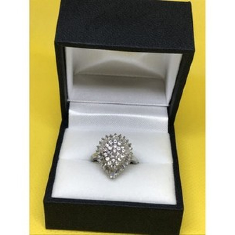 925 Sterling Silver CZ Ring Size 5.5