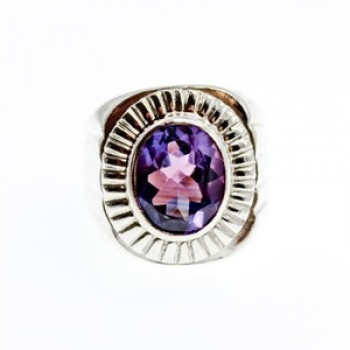 Vintage 925 Sterling Silver Amethyst Ring Size 8