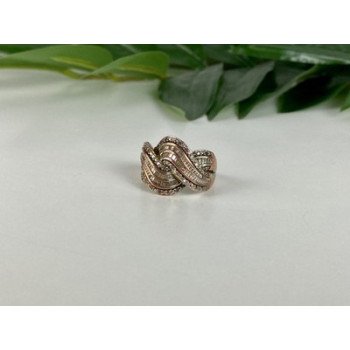 Beautiful Ring with CZ Size 7.5