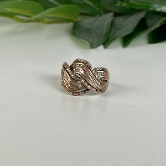 Beautiful Ring With CZ Size 7.5