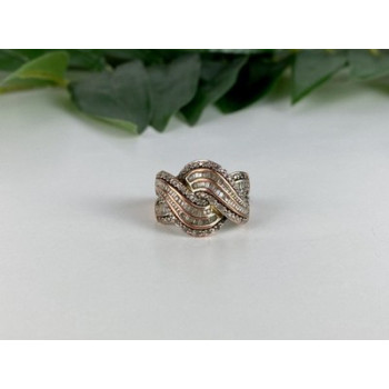 Beautiful Ring with CZ Size 7.5