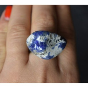 Designer's Ring with Sodalite Size 7.5