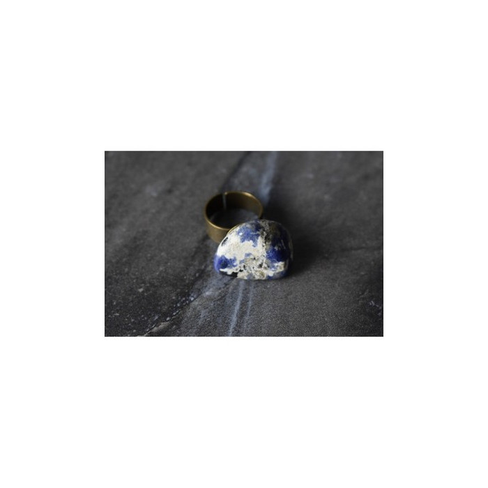 Designer's Ring with Sodalite Size 7.5