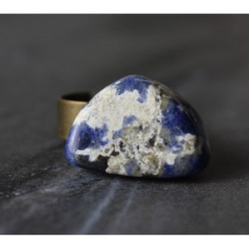 Designer's Ring with Sodalite Size 7.5