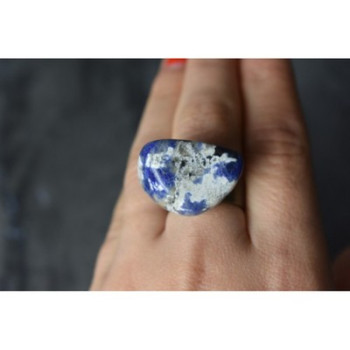 Designer's Ring with Sodalite Size 7.5
