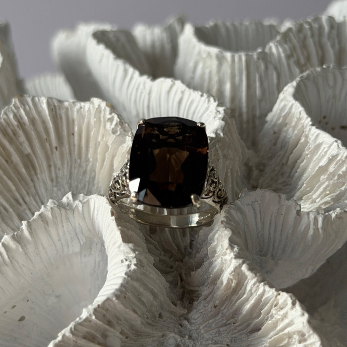 925 Sterling Silver Brown Sapphire Ring Size 6