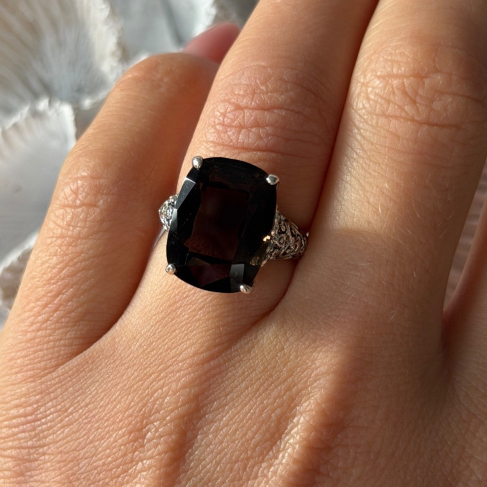 925 Sterling Silver Brown Sapphire Ring Size 6