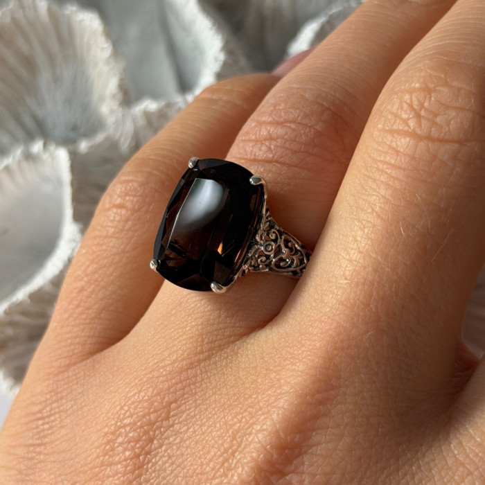 925 Sterling Silver Brown Sapphire Ring Size 6