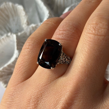 925 Sterling Silver Brown Sapphire Ring Size 6
