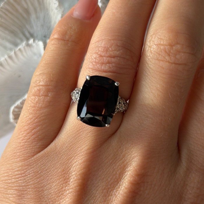 925 Sterling Silver Brown Sapphire Ring Size 6