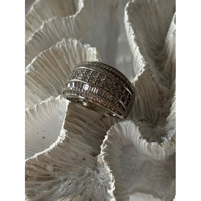 925 Sterling Silver Peridot Ring Size 6