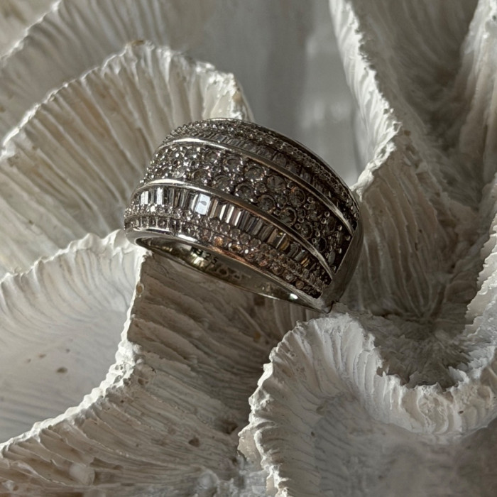 925 Sterling Silver Flower Cz Ring Size 7