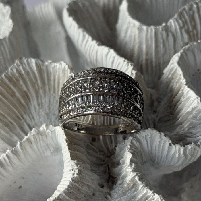925 Sterling Silver Flower Cz Ring Size 7