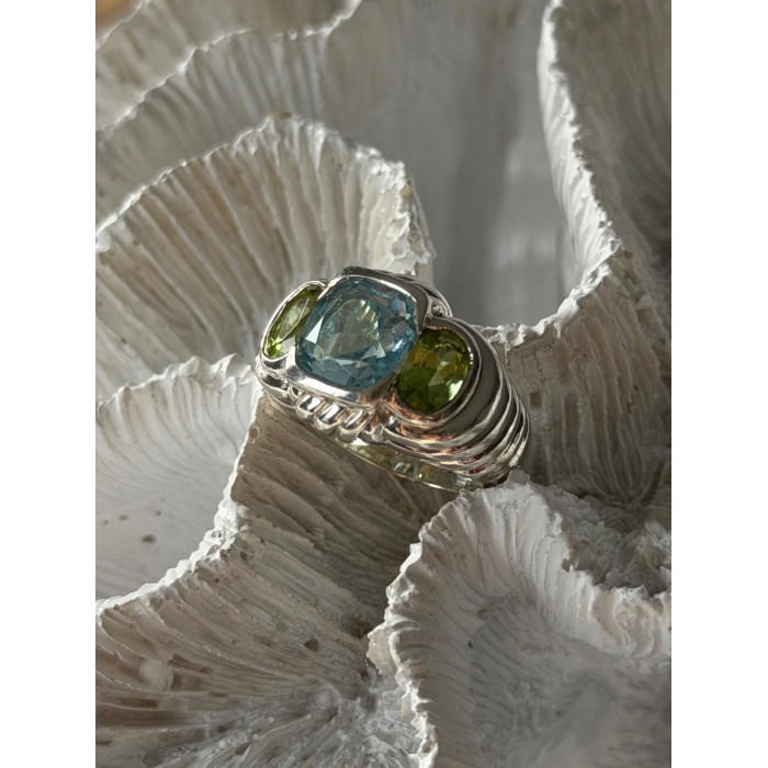 Judith Ripka 925 Sterling Silver Topaz & Peridot Ring Size 6