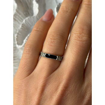 925 Sterling Silver Onyx & Marcasite Ring Size 6.5