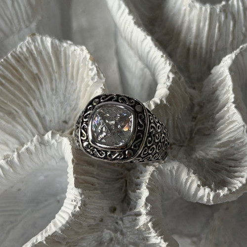 925 Sterling Silver White Spinel Ring Size 7
