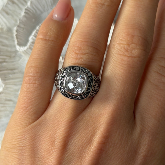 925 Sterling Silver White Spinel Ring Size 7