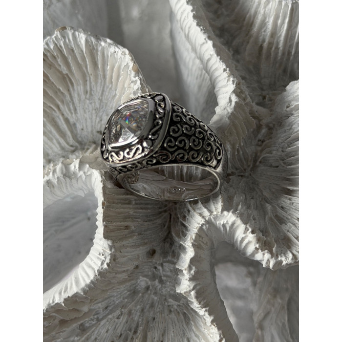 925 Sterling Silver White Spinel Ring Size 7