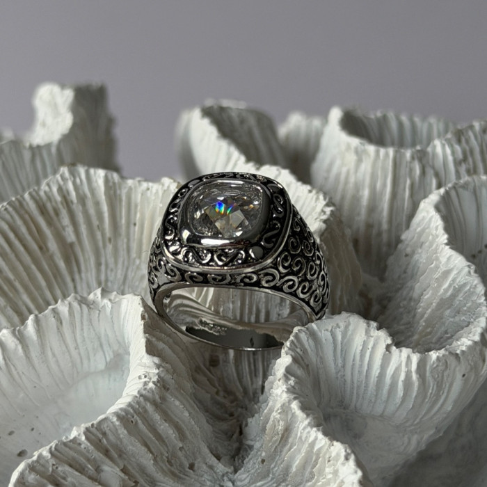 925 Sterling Silver White Spinel Ring Size 7