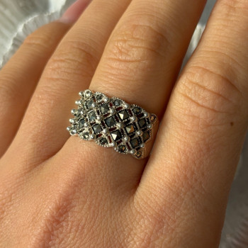 Vintage 925 Sterling Silver Marcasite Ring Size 8