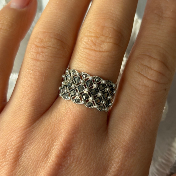 Vintage 925 Sterling Silver Marcasite Ring Size 8
