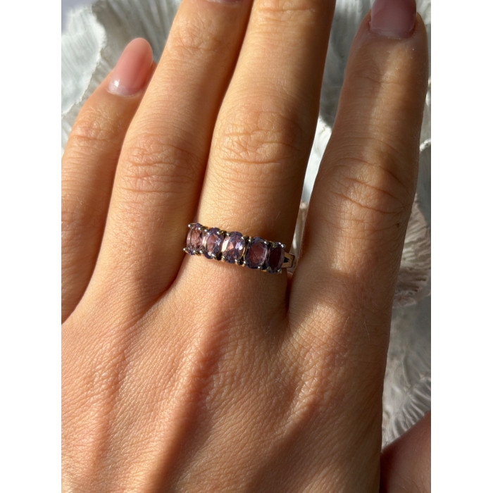 925 Sterling Silver 5 Amethysts Ring Size 8