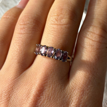 925 Sterling Silver 5 Amethysts Ring Size 8