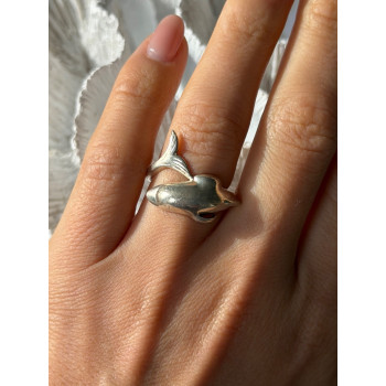 925 Sterling Silver Dolphin Ring Size 6.5