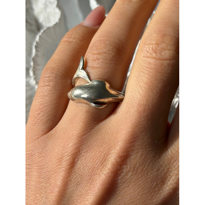 925 Sterling Silver Dolphin Ring Size 6.5