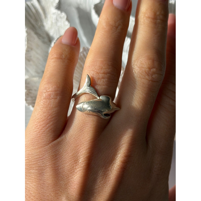 925 Sterling Silver Dolphin Ring Size 6.5