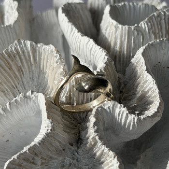 925 Sterling Silver Dolphin Ring Size 6.5