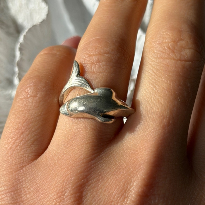 925 Sterling Silver Dolphin Ring Size 6.5