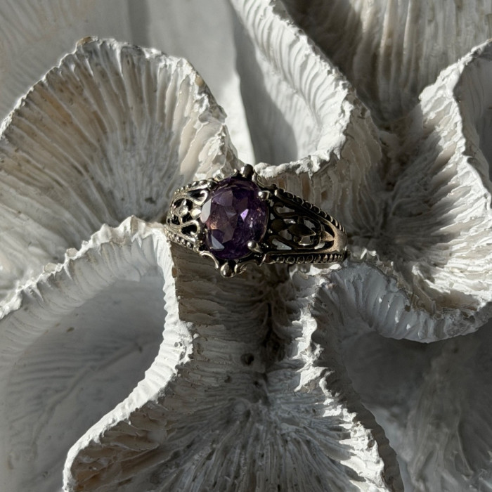 Vintage 925 Sterling Silver Amethyst Ring Size 8