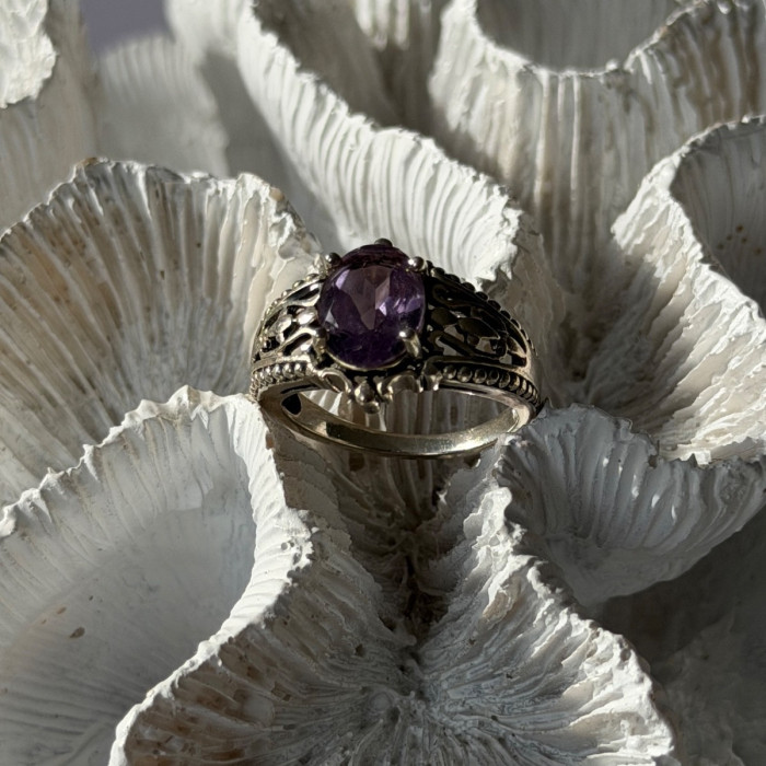 Vintage 925 Sterling Silver Amethyst Ring Size 8