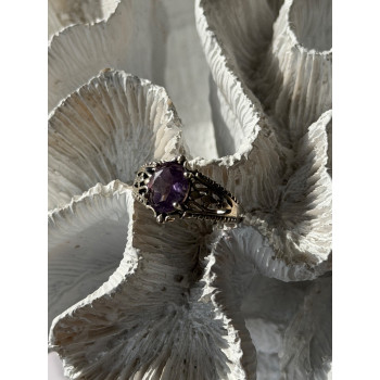 Vintage 925 Sterling Silver Amethyst Ring Size 8