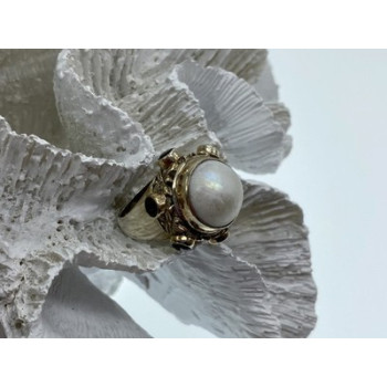 Vintage 925 Sterling Silver Mother of Pearl & Garnet Ring Size 6.5