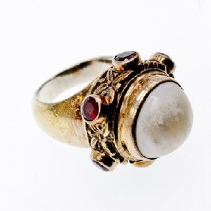 Vintage 925 Sterling Silver Mother of Pearl & Garnet Ring Size 6.5
