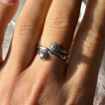 925 Sterling Silver White Topaz Ring Size 9