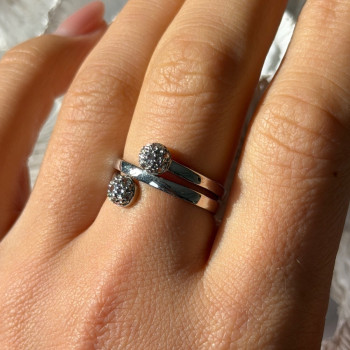 925 Sterling Silver White Topaz Ring Size 9