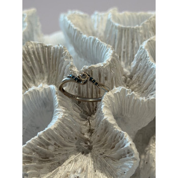 925 Sterling Silver White & Blue Topaz Ring Size 7