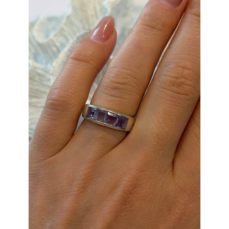925 Sterling Silver Amethyst Ring Size 7