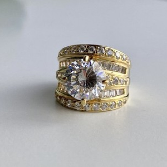 925 Sterling Silver Gold Plated CZ Ring Size 6.5